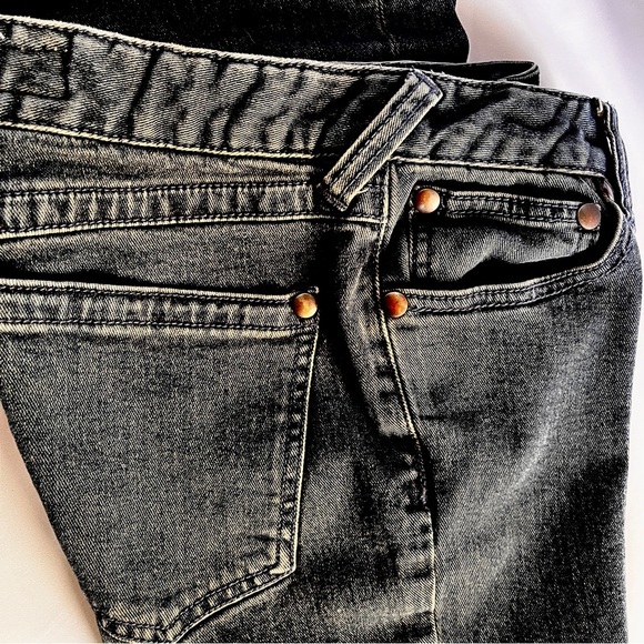 Free People Jeans Womens 27 (27x32) Black Mid Rise Flare Bell Bottom Hippie READ - Picture 6 of 9